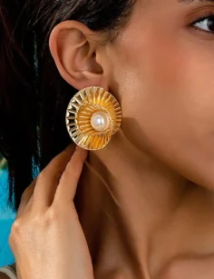Geometric Pearl Stud Earrings