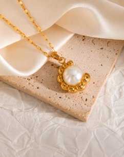 316L Stainless Steel Waterproof Classic Pendant Necklace for Women